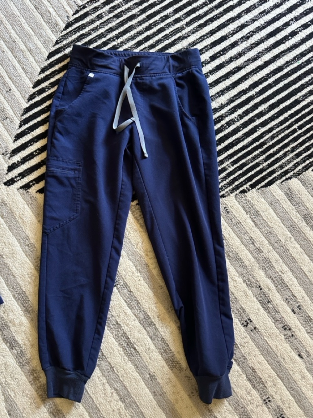 Womens figs Navy Jogger Pants with Drawstring XSP